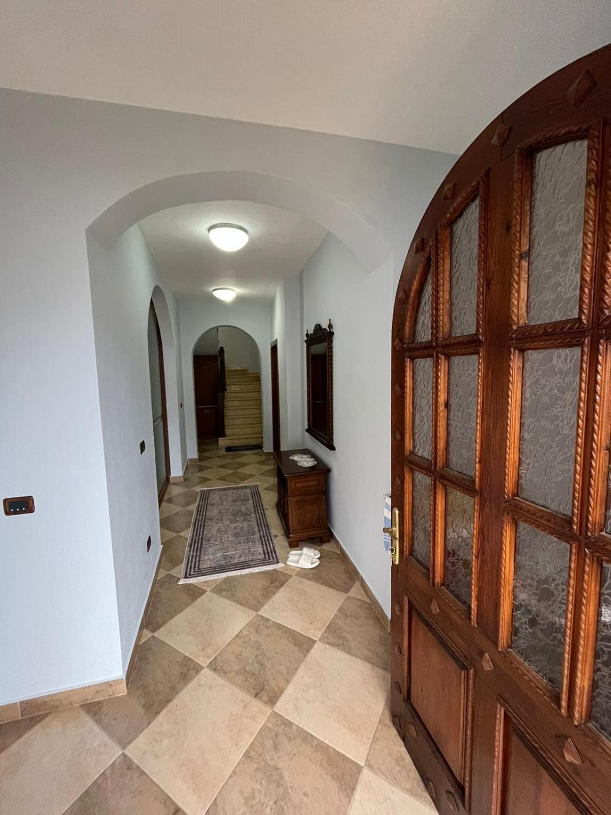 Vila Taga Guesthouse Kruje Luaran gambar
